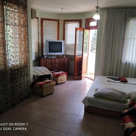 וארנה Apartment Center מראה חיצוני תמונה