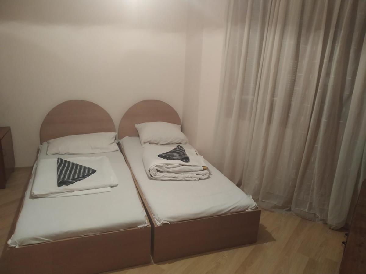 וארנה Apartment Center מראה חיצוני תמונה